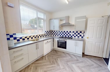 Harrington Drive, Lenton, Nottingham - Image 3