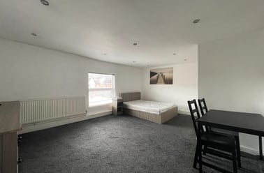 Churchgate, City Centre, Loughborough - Image 3