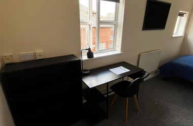 Denison Street, Radford, Nottingham - Image 2