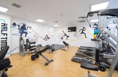 Classic Lower floor Ensuite (Clifton House), Clifton and Stewart House, 1 Clifton Place, City Centre, Glasgow - Image 2