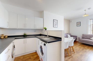 Blenheim Terrace, Woodhouse, Leeds - Image 2