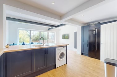 Langdale Avenue, Shelthorpe, Loughborough - Image 2