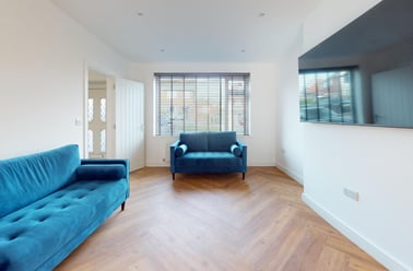 Derwent Drive, City Centre, Loughborough - Image 2