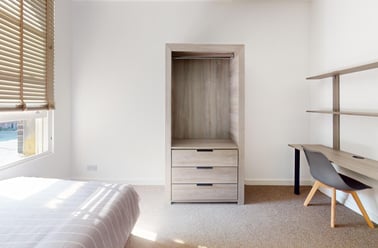 Hyde Terrace, Hyde Park, Leeds - Image 2