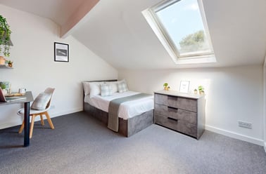 Moorland Avenue, Hyde Park, Leeds - Image 3