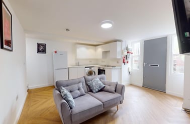 St Michael's Road, Headingley, Leeds - Image 3