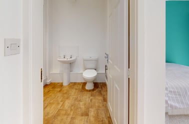 St Ann's Place, Kirkstall, Leeds - Image 3