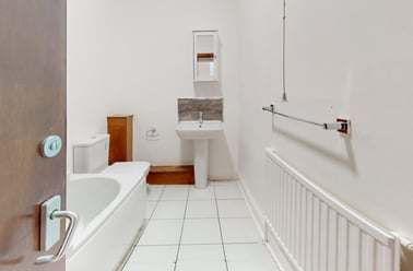 Hyde Park Road, Hyde Park, Leeds - Image 2