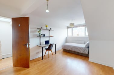 Hyde Park Road, Hyde Park, Leeds - Image 3