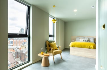 Superior Sky View Studio, The Store House, 9 Central Road, Hyde Park, Leeds - Image 2