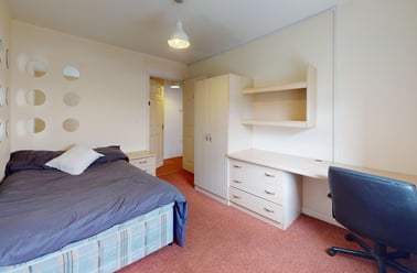 Carlton Close, City Centre, Loughborough - Image 3
