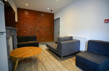 Chestnut Street, City Centre, Loughborough - Image 3