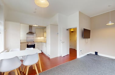 Regent Park Avenue, Rampart Road, Leeds - Image 2