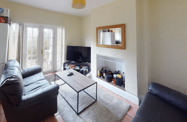 Oaklands Avenue, City Centre, Loughborough - Image 2