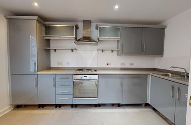 St Ann's Court, Kirkstall, Leeds - Image 3