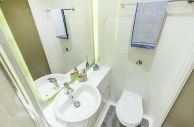 Platinum 2 Bed Flat, Foundry Courtyard, 214 Kennedy Street, Glasgow Caledonian University, Glasgow - Image 2