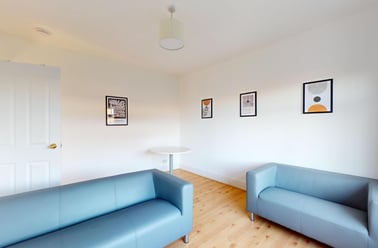 Rolleston Drive, Lenton, Nottingham - Image 2