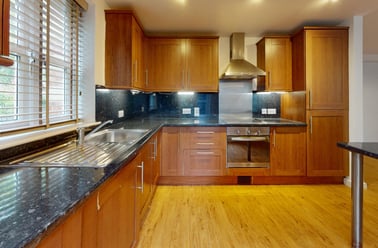 North Grange Mount, Headingley, Leeds - Image 2