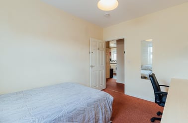 Havelock Street, City Centre, Loughborough - Image 2