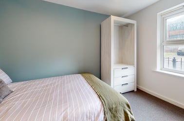 St Ann's Court, Kirkstall, Leeds - Image 3