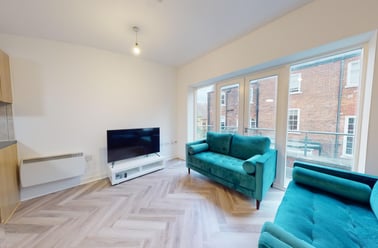 Yalta Court, Woodhouse, Leeds - Image 2