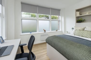 Deluxe Studio, Discovery Studios, Greenmarket, West End, Dundee - Image 2