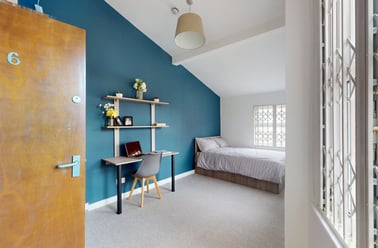 Hyde Park Road, Hyde Park, Leeds - Image 2