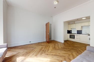 Hyde Park Road, Hyde Park, Leeds - Image 3