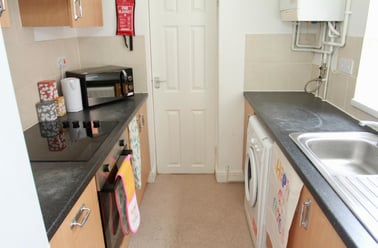 West Avenue, Clarendon Park, Leicester - Image 3