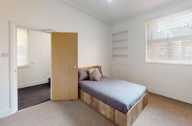 Lenton Boulevard, Lenton, Nottingham - Image 2
