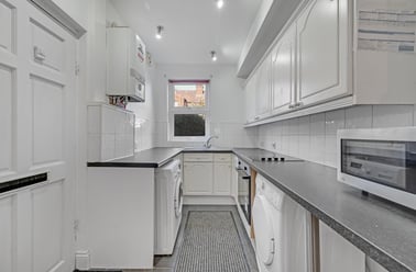 Queens Road, Heeley, Sheffield - Image 2