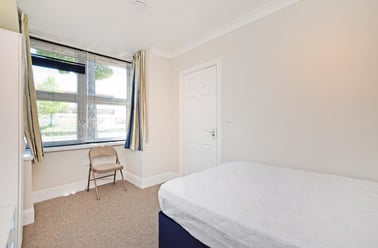 Queens Road, Heeley, Sheffield - Image 3