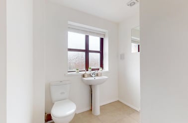 Heron Drive, Lenton, Nottingham - Image 3