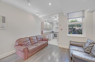 Queens Road, Heeley, Sheffield - Image 3