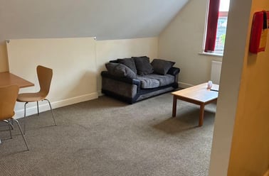 The Avenue, West End, Lincoln - Image 3