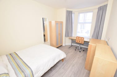 Johnson Road, Lenton, Nottingham - Image 3