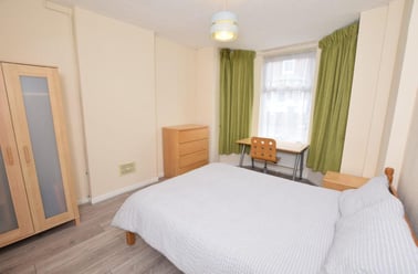 Teversal Avenue, Radford, Nottingham - Image 2