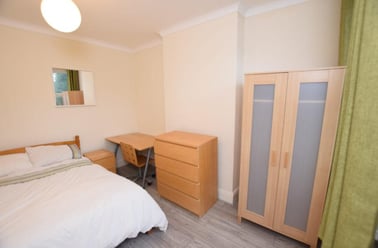 Elmsthorpe Avenue, Lenton, Nottingham - Image 3