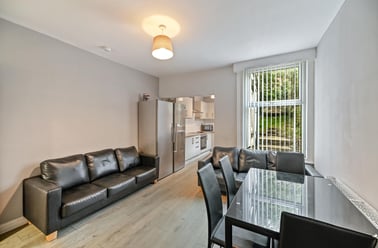 Westbrook Bank, Sharrowvale, Sheffield - Image 3