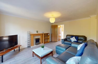 Robin Mews, City Centre, Loughborough - Image 2