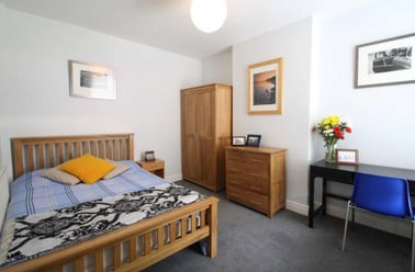 Kimbolton Avenue, Radford, Nottingham - Image 3