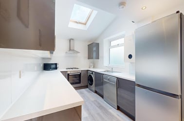Westbourne Road, Fallowfield, Manchester - Image 3