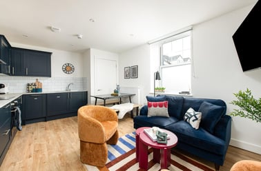 East Street, Bedminster, Bristol - Image 3