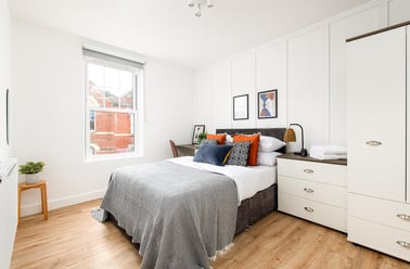 East Street, Bedminster, Bristol - Image 3