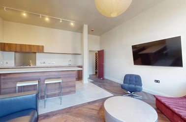 Wards End, City Centre, Loughborough - Image 2