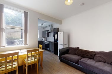 Westbrook Bank, Sharrowvale, Sheffield - Image 2