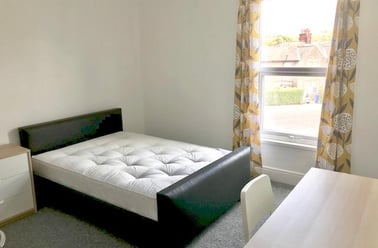 Edmund Road, Heeley, Sheffield - Image 3