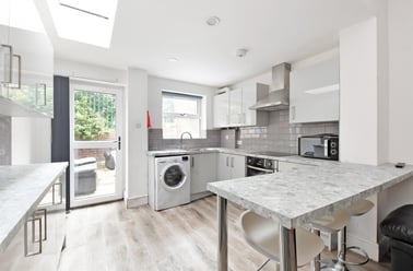 Stalker Lees Road, Sharrow, Sheffield - Image 2