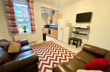 Priestley Steet, Heeley, Sheffield - Image 2