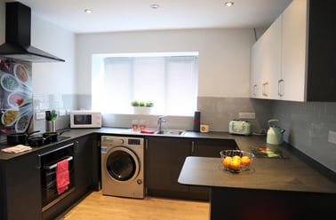 Barnsdale Close, City Centre, Loughborough - Image 2